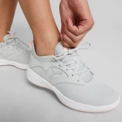 Puma Women's Ignite Malibu Golf Shoes High Rise/Silver/Rose Dust -Golf Equipment Shop puma womens ignite malibu high rise silver rose dust 376158 03 mod3 itempicture